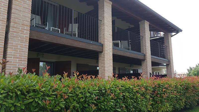 Hotel Relais Agli Olivi, Lazise - Balkone der Zimmer